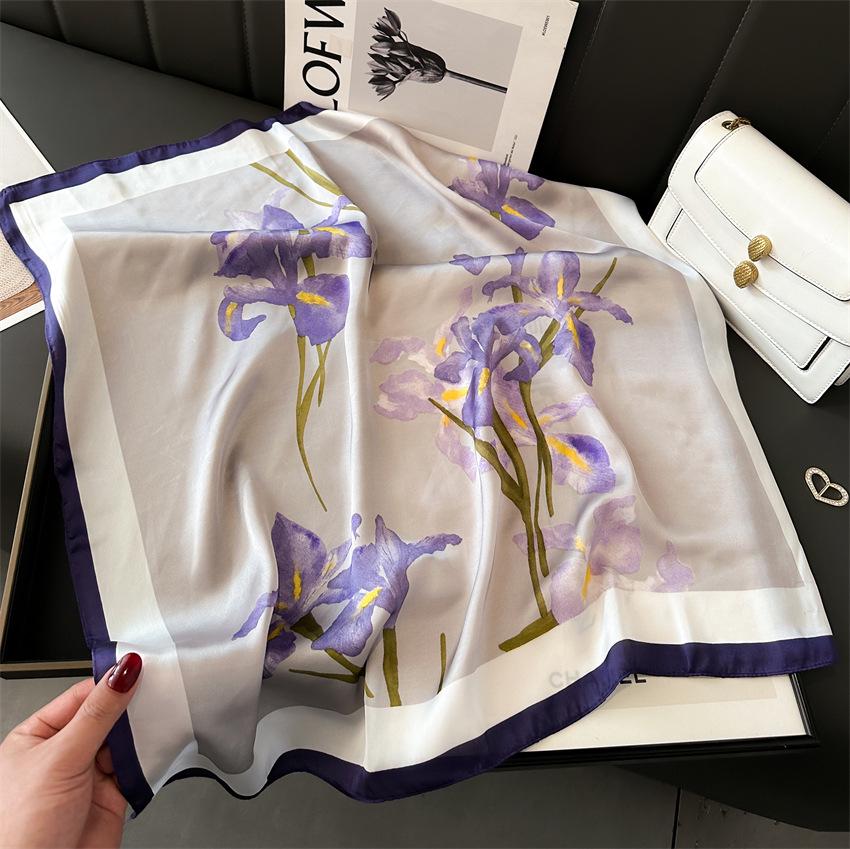 Elegant Ginkgo Leaf Print Silk Square Scarf – Versatile Headscarf for Spring and Summer