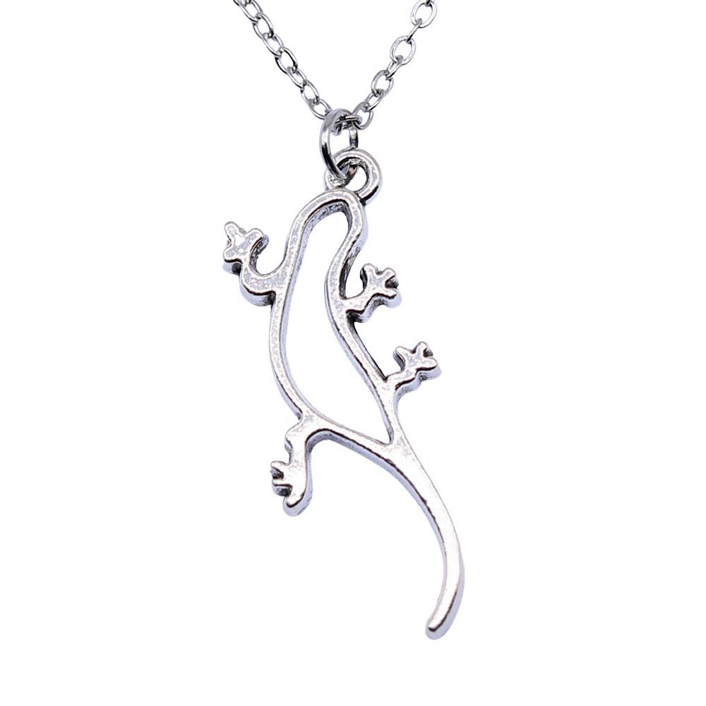 Mask Pendant Necklace Theater Halloween Day Jewelry 40cm Short Chain