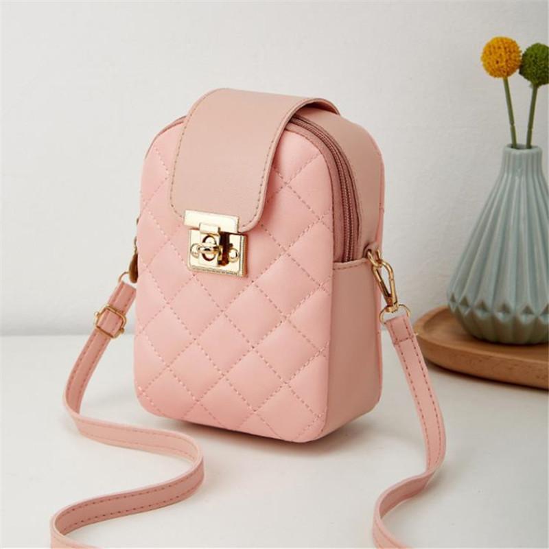 Fashion Mini Quilted Small Bag for Women, Crossbody Phone Bag with Lock Design,Lightweight Zipper Closure, Outdoor Sport Purse