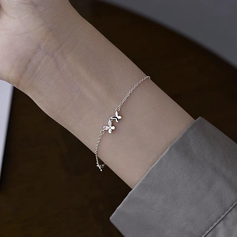 Women's 2026 High-End Little Red Book Flash Diamond Butterfly Bracelet - Light Luxury Niche Design
