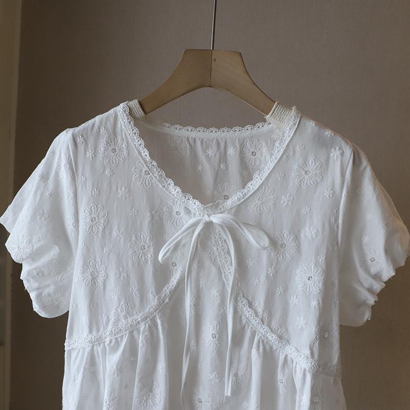 2025 Summer Korean Lace V-Neck Tie-Up Embroidered Short Sleeve Women's Shirt