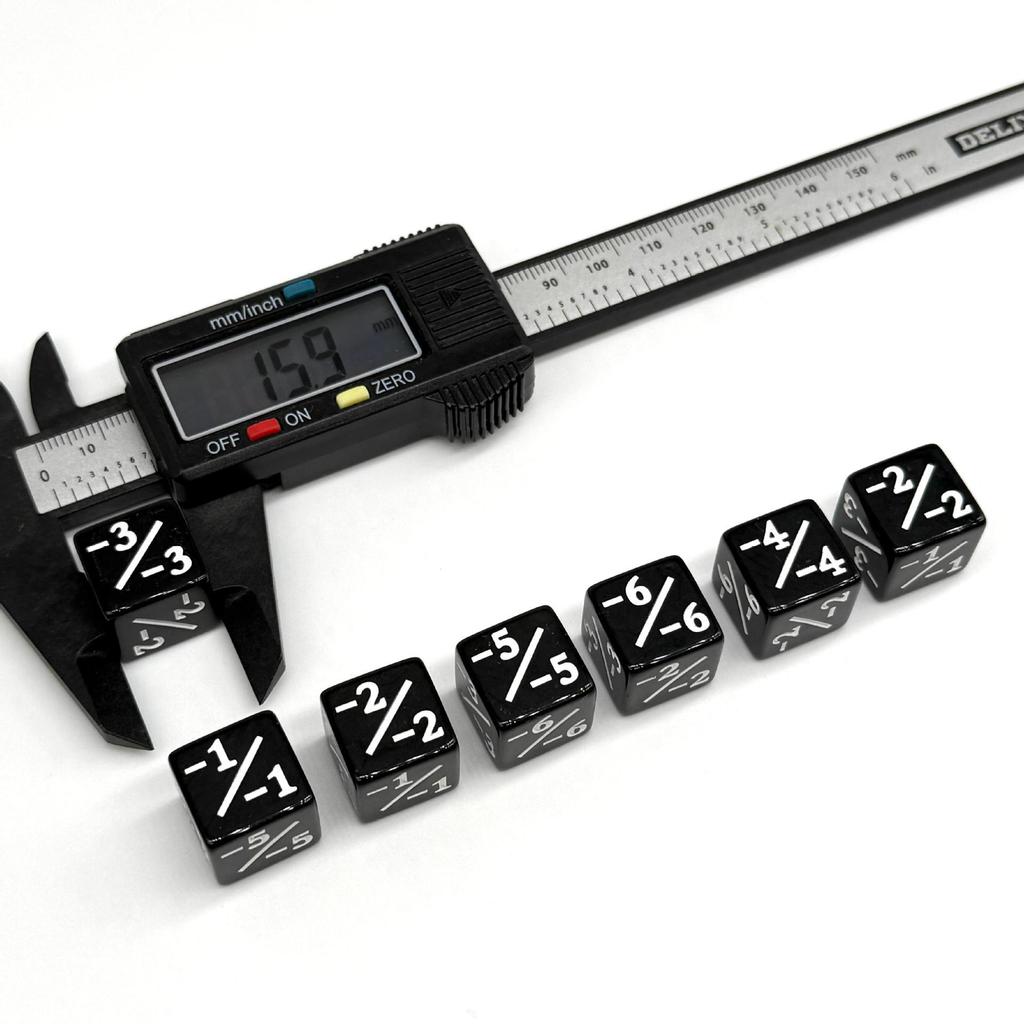 16mm Sada sčítacích a odčítacích kostek - Kostky s čísly a znaménky plus/minus pro stolní hry MTG