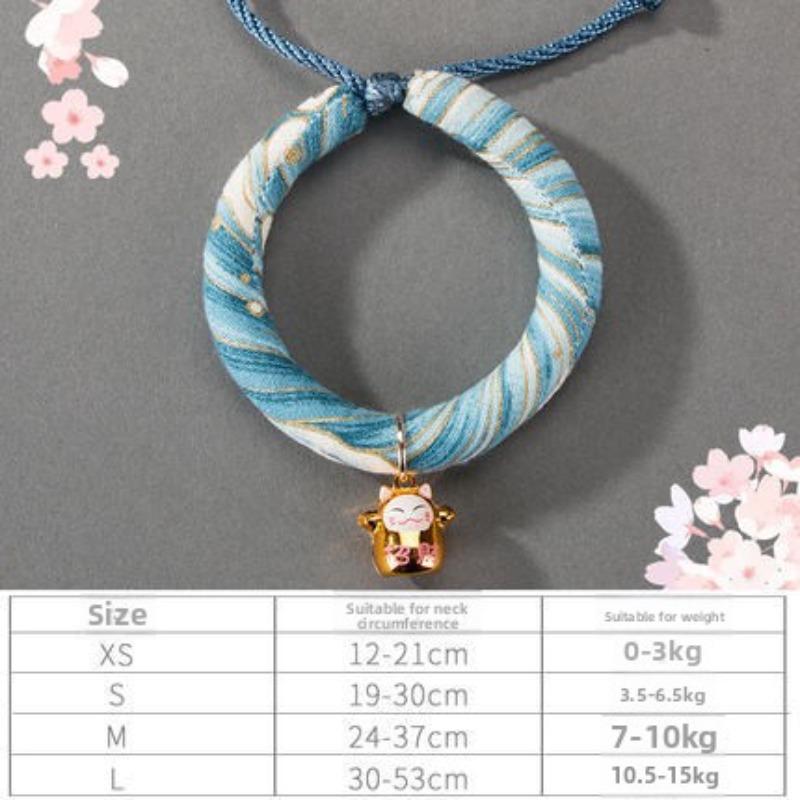 Niedliche Katze im japanischen Stil Mehrfarbig Mehrstil Halsband Katzenglocke Katzenhalsband Selbsteinstellend Haustierbedarf