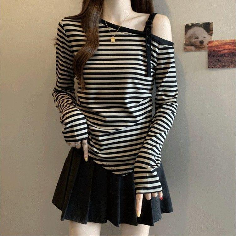 Women's Plus Size Off-the-Shoulder Striped Long-Sleeve Top - Slimming, Belly Concealing, Versatile for Spring & Autumn 2025.