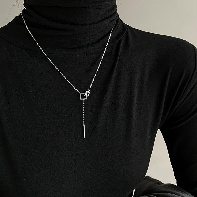 Korean version niche minimalist design titanium steel necklace women's fashion light luxury temperament versatile high-end sweater chain