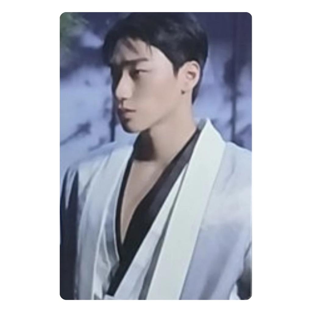 PRZEDSPRZEDAŻ 13. MINI ALBUMU ATEEZ GOLDEN HOUR : Część 4 KARTKA ZE ZDJĘCIEM POCA JAPAN POB OFICJALNA