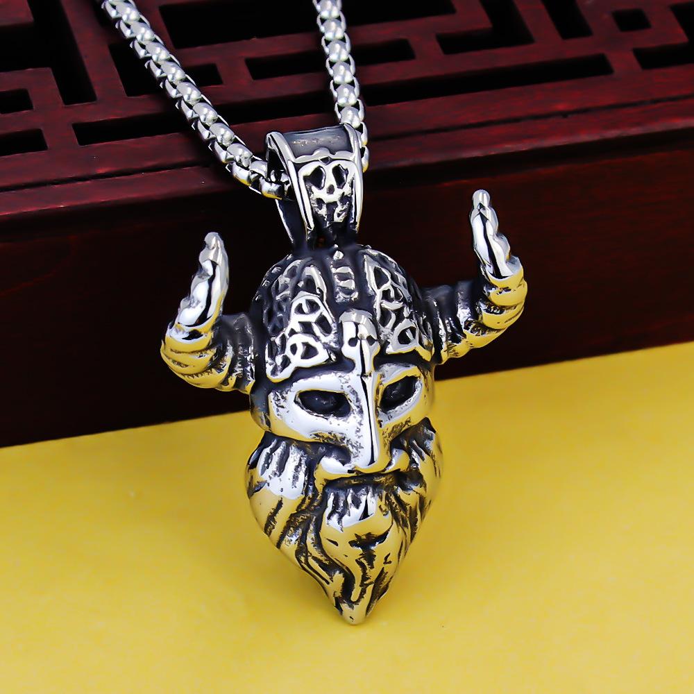 Nordic Retro Men s Pendant Viking Warrior Pendant Bull Head Jewelry Titanium Steel Necklace 60CM