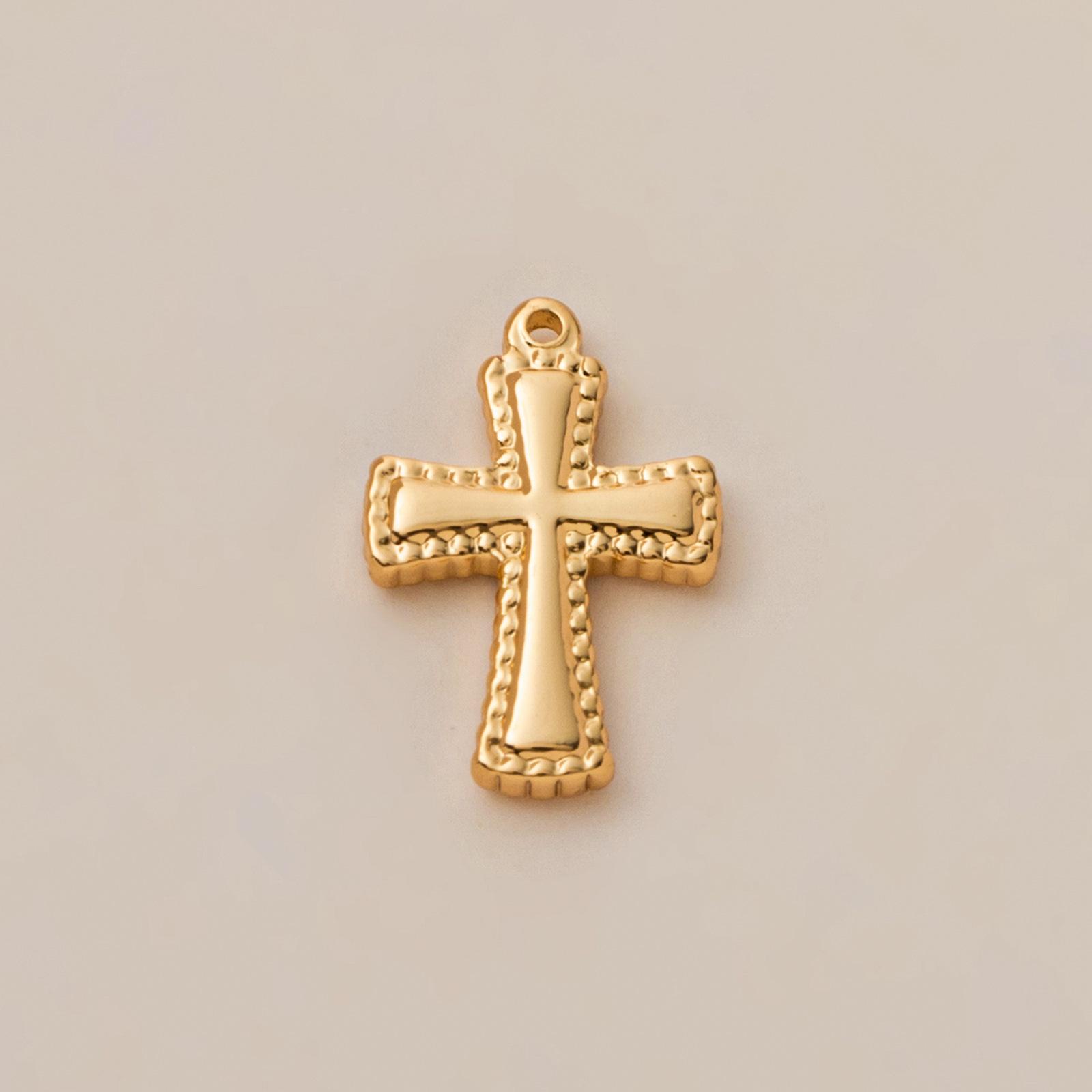 European-American Simple Stainless Steel Necklace with Square, Round, Sun, Star, Moon, Heart, and Eye Pendants