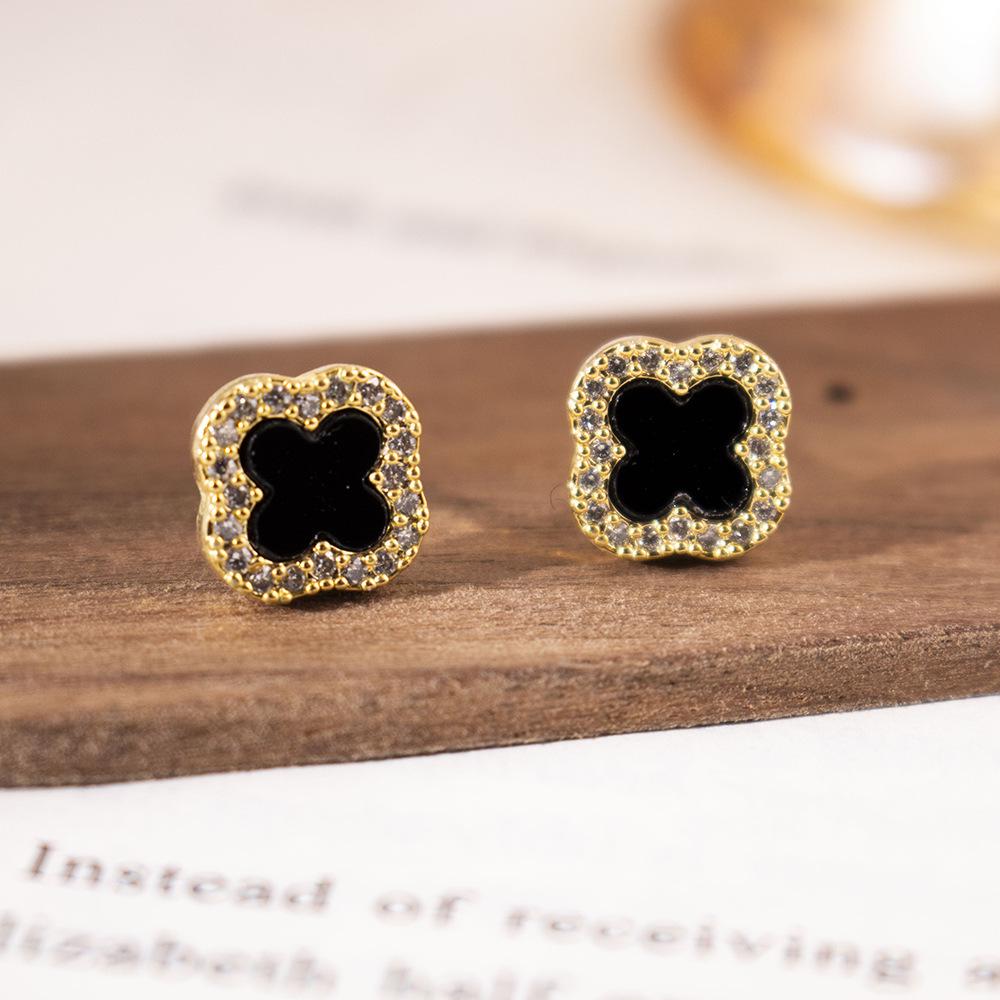 Elegant Black Diamond Silver Needle Earrings: High-End, Fashionable, Versatile Luxury