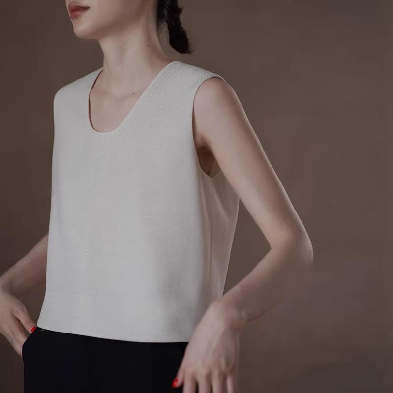 Pre-sale Elegant First Gen Textured U-neck Loose Vest