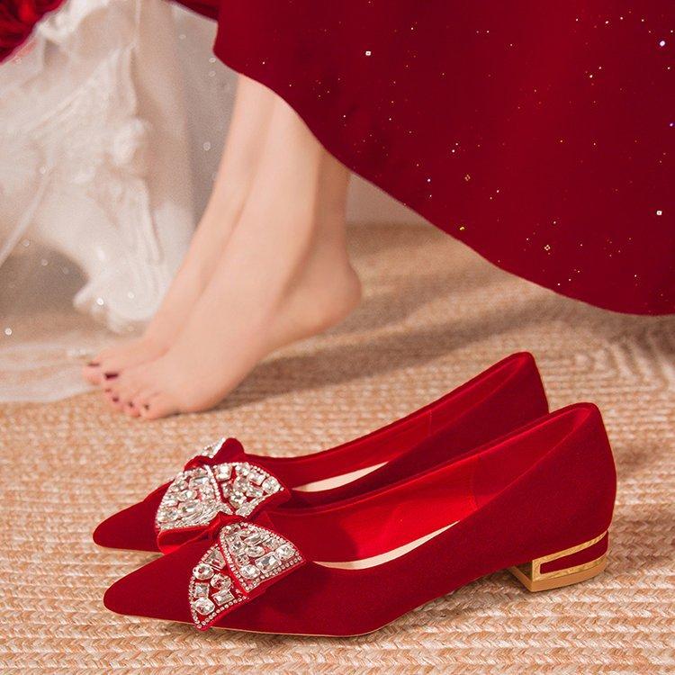 Wedding Shoes Women's Pointed Wedding Bride Shoes 2024 New Chinese Thick Heel Single Shoes Xiuhe Rhinestone Red High Heels