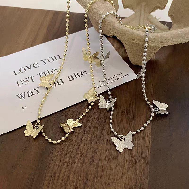 Lucky Butterfly Necklace: Elegant & Trendy 2025 Women's Clavicle Chain in Light Luxury Style