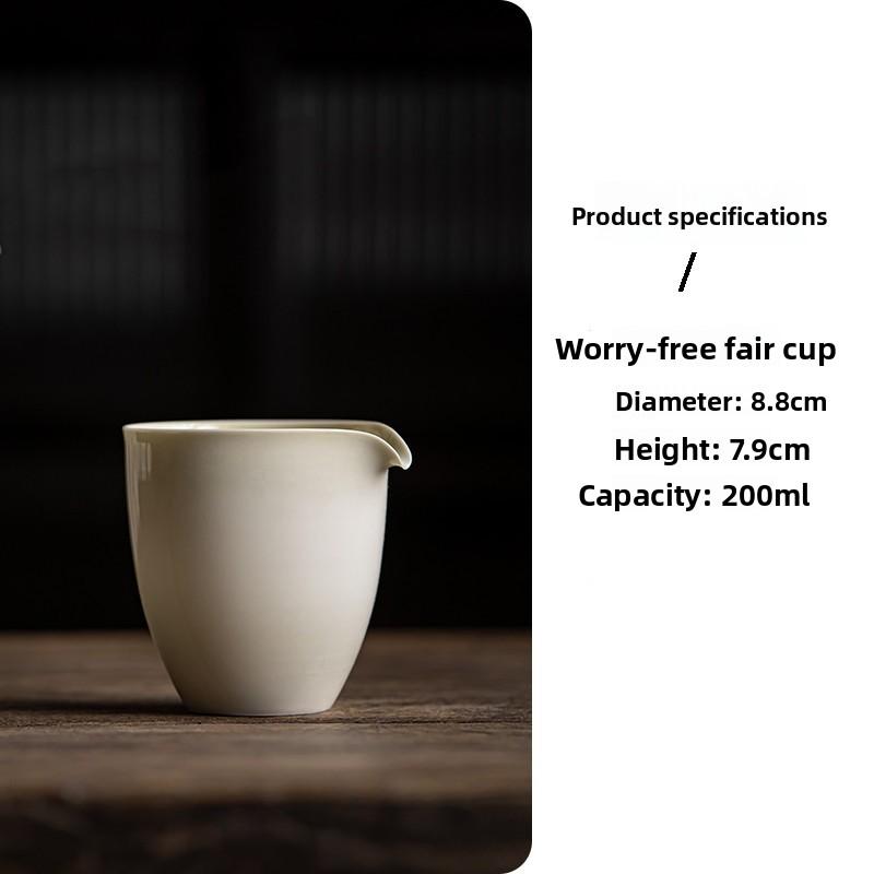 

Grass and wood gray glaze fair cup Kung Fu tea set Japanese ceramic tea sea retro tea divider 200ml