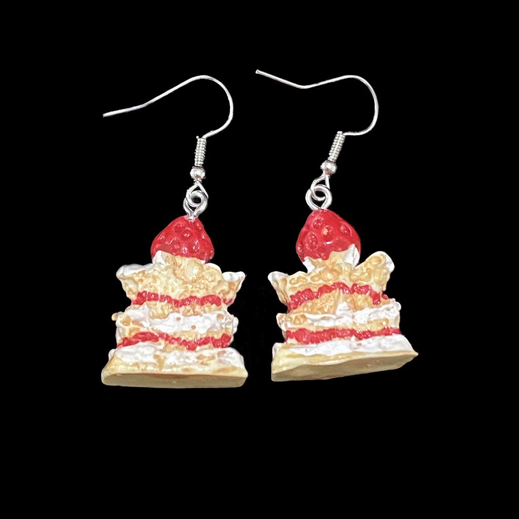 INS Style Cute Strawberry Cake Earrings Fun Forest Cartoon Stud Earrings for Students E1111