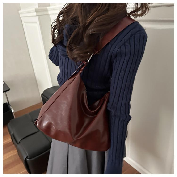 Retro Style Faux Leather Tote Bag for Women Large Capacity Shoulder Handbag