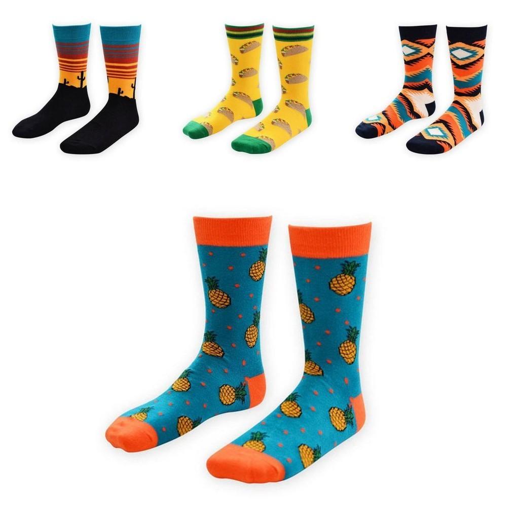 Vibrant Starry Night Retro Cotton Socks For Men And Women With Vintage Appeal