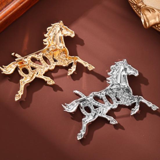 2026 Rhinestone Horse Brooch Year of Horse Lapel Pin Galloping Horse Brooch Pin New Year Outfit Accessory for Suits Coats Scarves