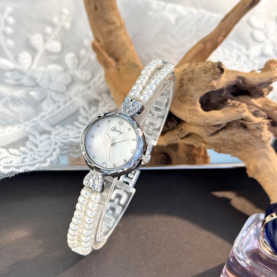 

Double Row Exquisite Fine Pearl Bracelet Watch Light Luxury French Niche Medieval Quartz Watch белый