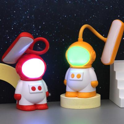Astronauten Schreibtischlampe für Kinder Neuheit Raumfahrer LED Nachtlicht mit 7 Farben Kinderzimmer Nachttischlampe mit flexiblem Schwanenhals für Wohnzimmer Schlafzimmer