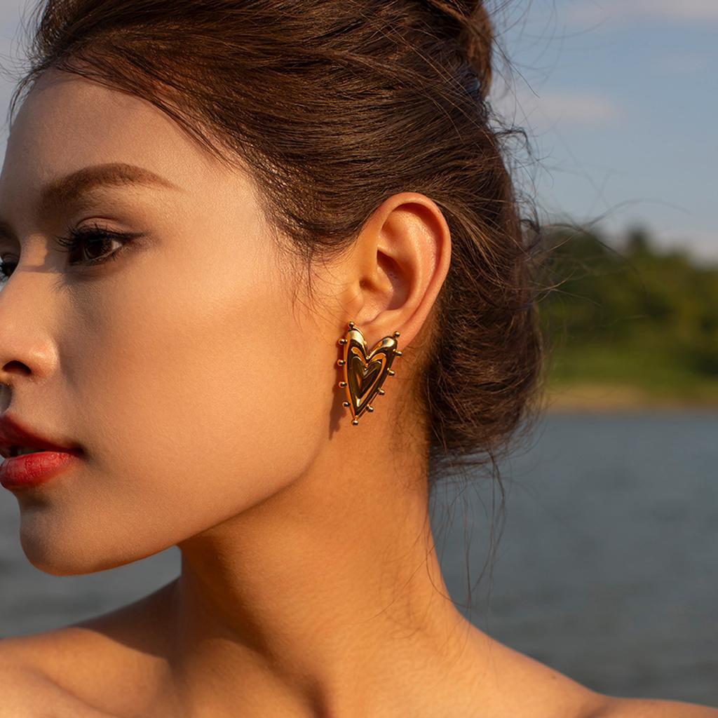 Retro Geometric Heart-Shaped Women'S Earrings With Irregular Heart-Shaped Design, Wedding Jewelry, Gift Accessories.