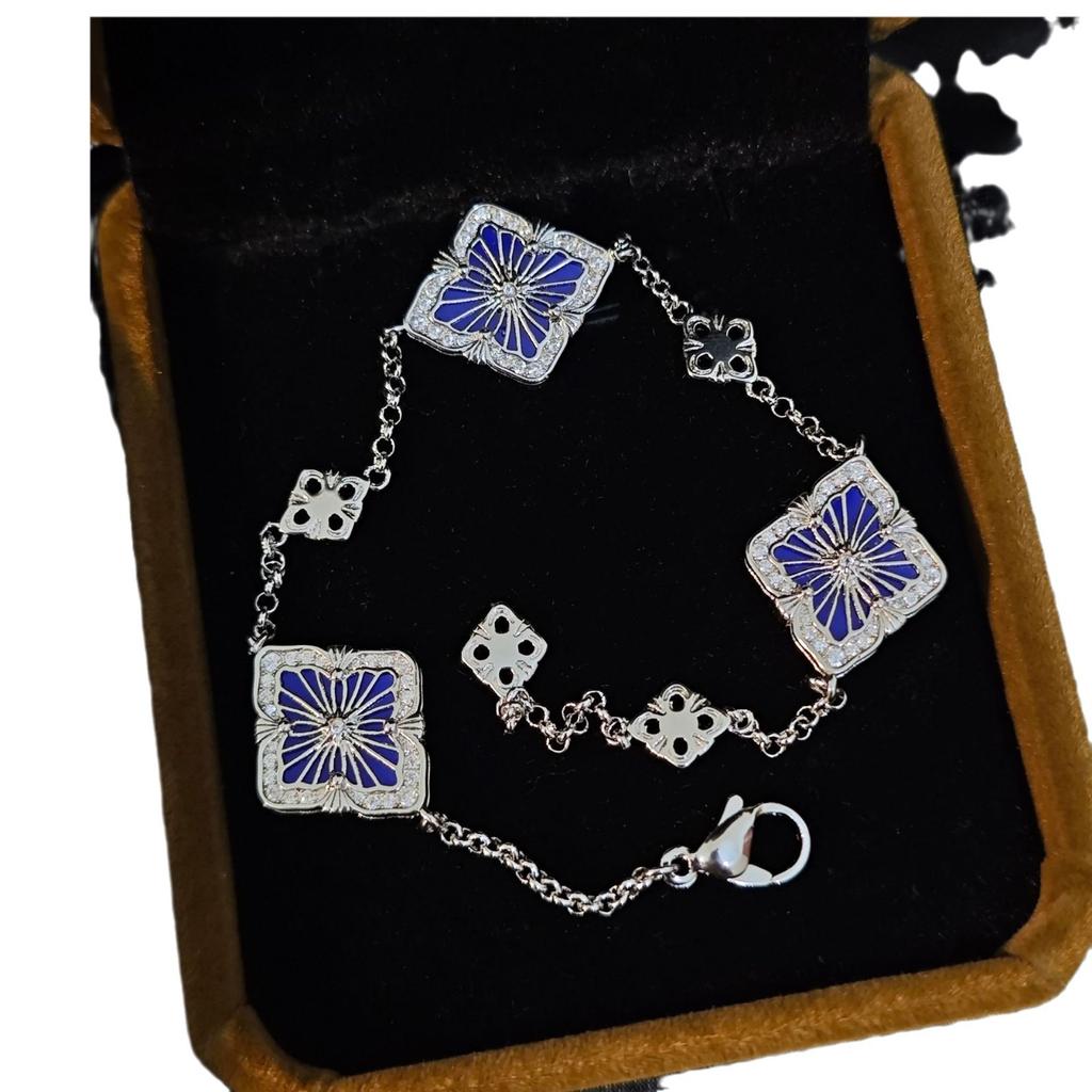 Italian Cloth Qi Latti Brushed Craft Four-Leaf Clover Bracelet Female Court Style Diamond Blue Gold Blue Three-Flower Bracelet