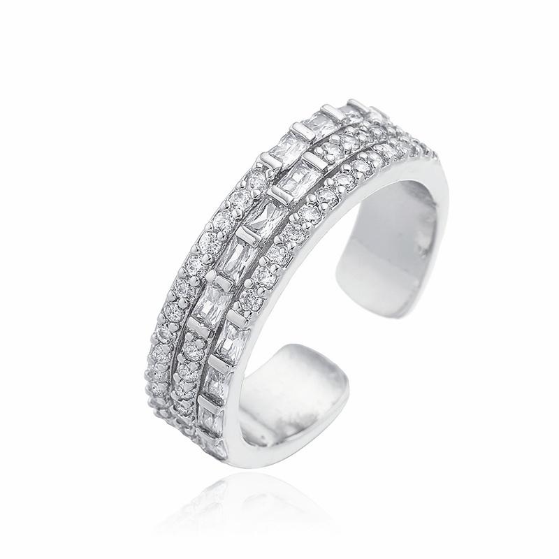 

HECHENG, Exquisite And Luxurious Heart-shaped Square Zircon Zircon Ring Ladies Banquet Accessories Wedding Rings resizable