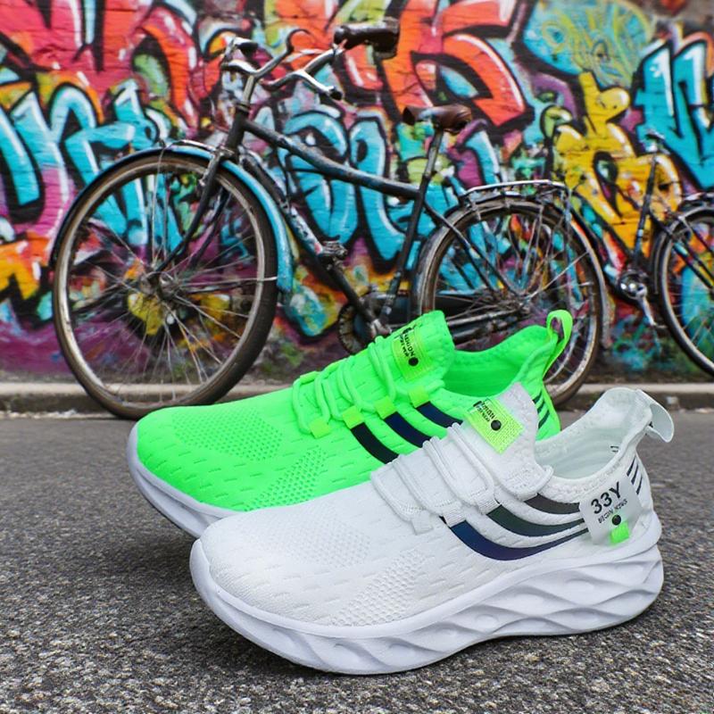 Summer Trending Men Running Shoe New Men Design Breathable Height Increasing Sneakers Soft Soled Cushioned Mesh Sneakers For Men