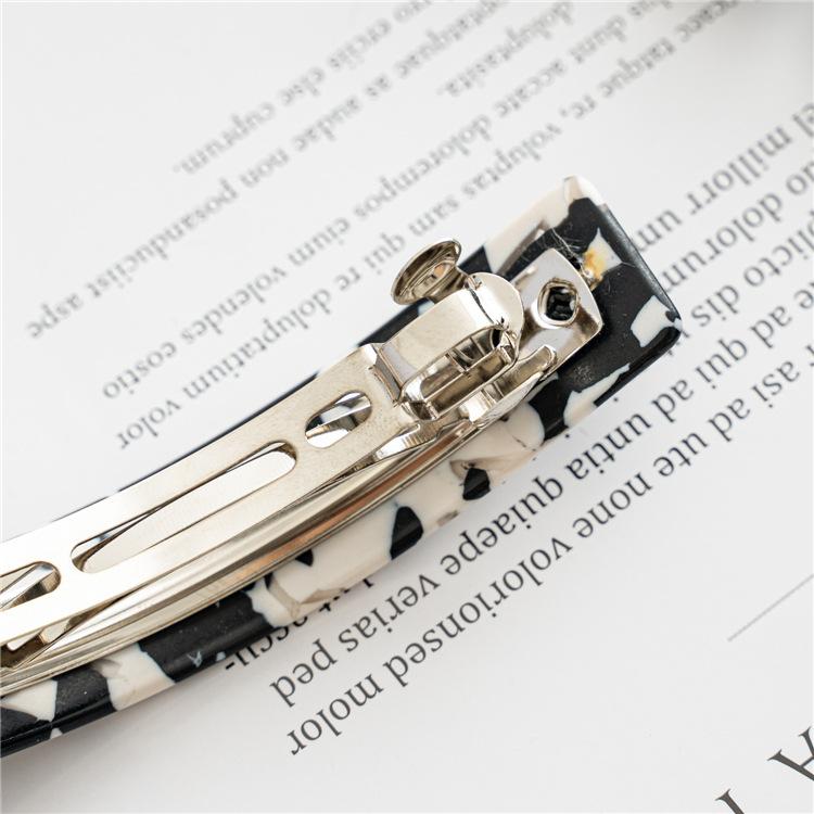 Tortoise Shell Pattern Curved Hair Barrette High Gloss Surface Mottled Texture Professional Elegant Side Pin Styling Accessory