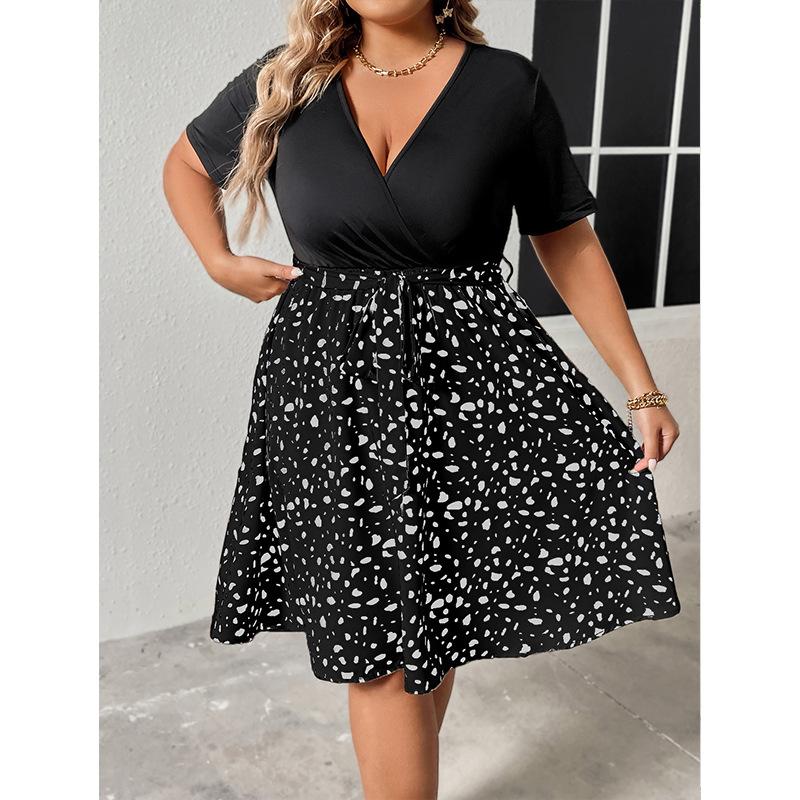 Summer Women's Dress Large Size Dresses Spliced V-neck Short Sleeve Strappy Pleated Dress