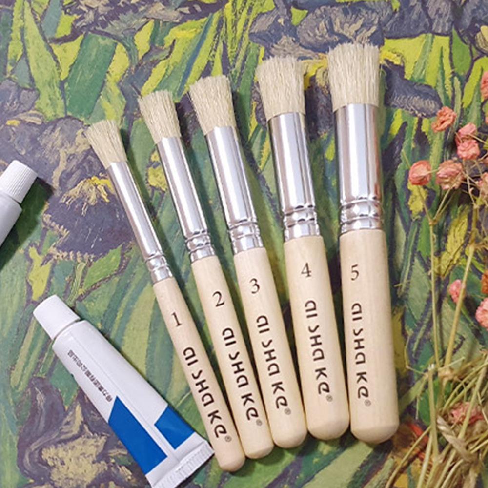 SeamiArt Boar Bristle Short Handle 5-Piece Oil Painting Brush Set with Flat, Round, and Hollow Carving Brushes