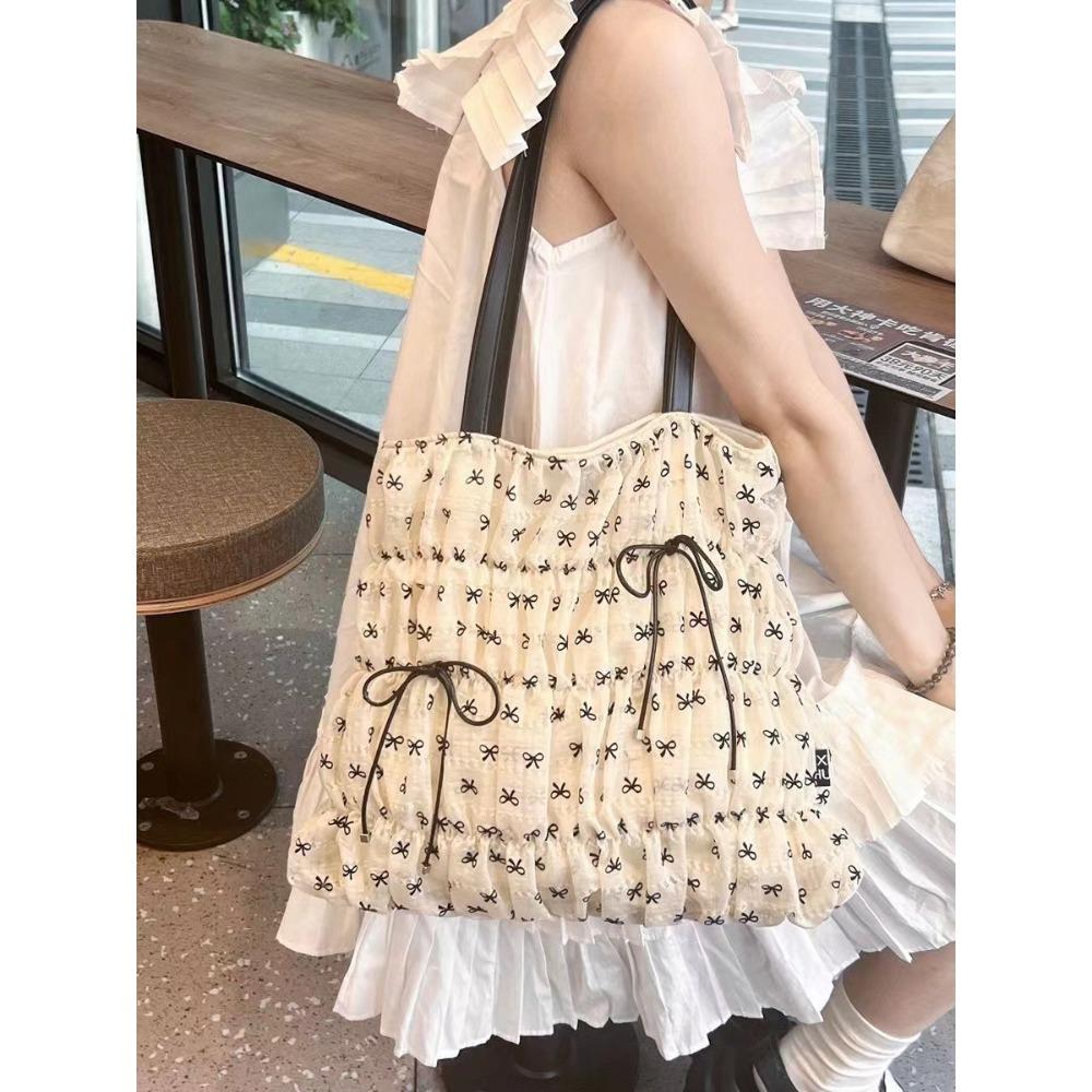 Retro Bag Women's 2024 New Love Letter Tote Large Capacity Versatile Casual Commuting Pleated Bow Shoulder Bag