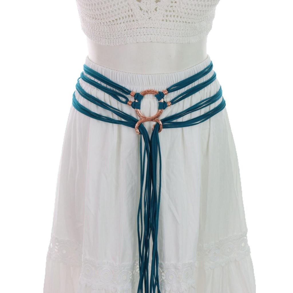 Serpentinenförmiger nordischer mittelalterlich-renaissancezeitlicher Webgürtel mit dekorativer Taillenkette