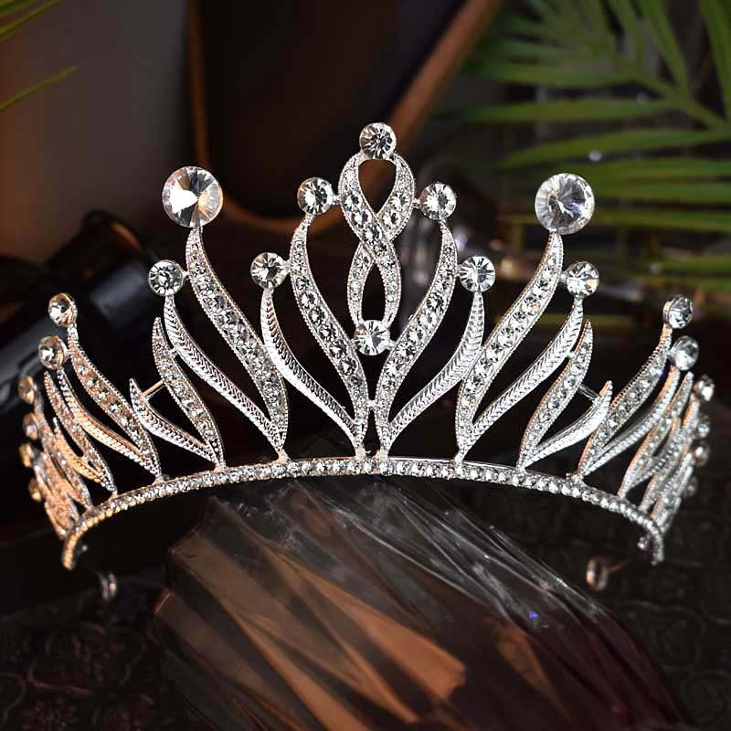 

Новая Роскошная Корона Невесты Свадебное Основное Украшение Головы из Сплава Корона Королевы Наградная Корона для Выступлений