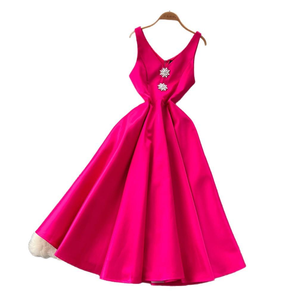 Light Luxury Celebrity Premium Sense Heavy Industry Diamond V-Neck Suspender Waist Dress Women's French Pendulum Fluffy Dress Dress