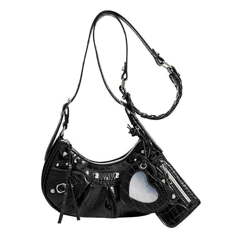 This Trendy and Cool, Spicy Girl Style Rivet Underarm Bag Is A Versatile Shoulder Bag
