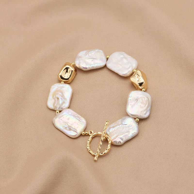 Baroque Bracelet Retro Design Bracelet Plated Real Gold High-end Niche Jewelry Light Luxury Natural Pearl Bracelet