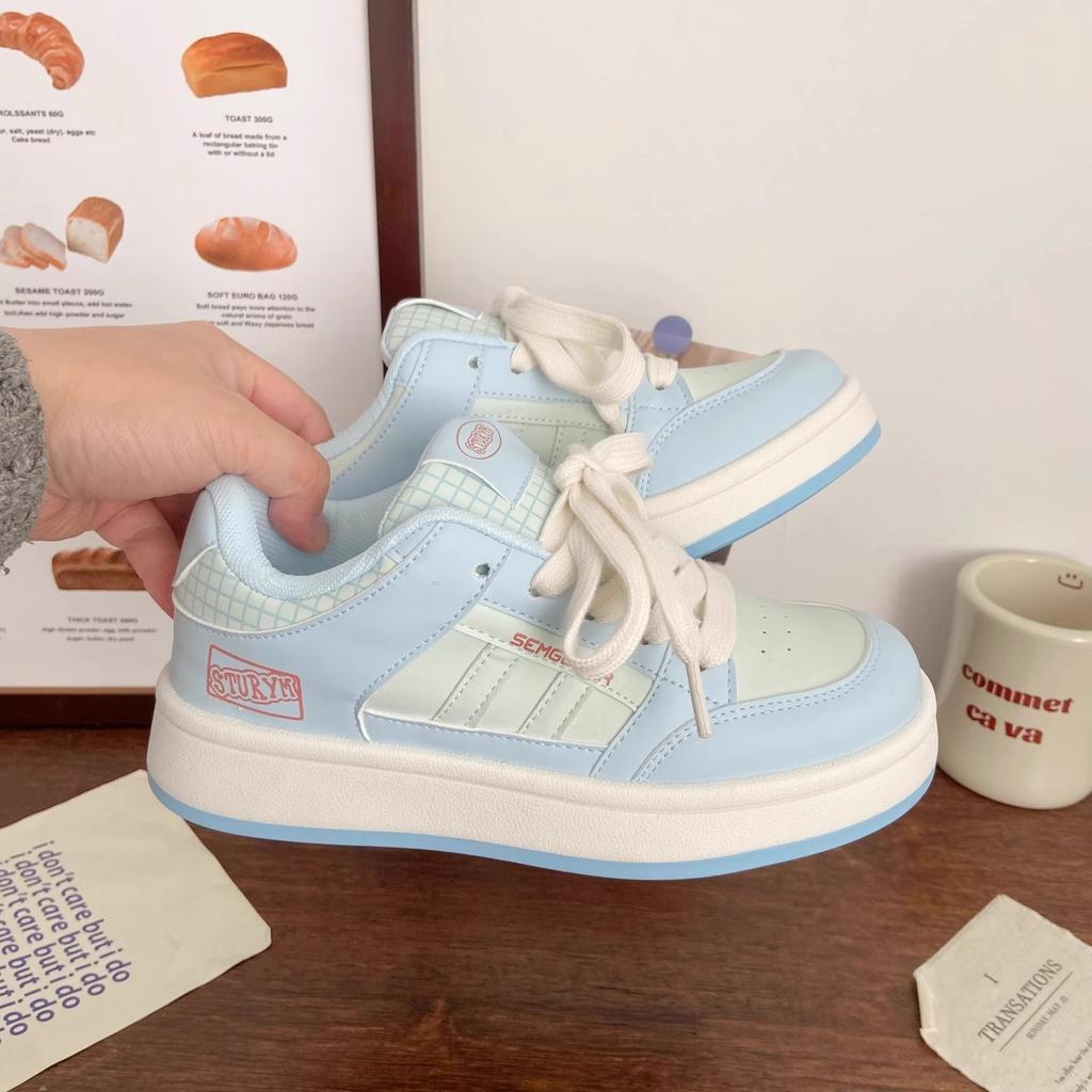 2025 Spring New High-value Bread Shoes Women's Platform Versatile White Shoes German Training Shoes Retro Casual Sports Shoes