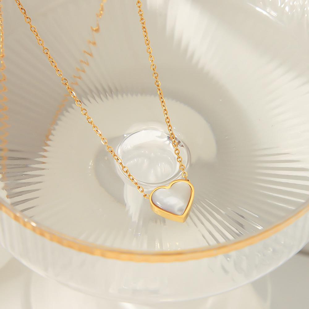 18K Gold Opal Heart Pendant Necklace - Stainless Steel, Light Luxury, Non-Fading, Versatile Women's Jewelry