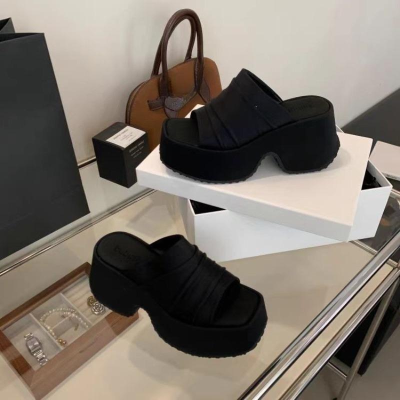 Sandali con zeppa stampa leopardo da donna, nuovi per primavera ed estate, da indossare all'aperto, con plateau plissettato, antiscivolo, tacco alto, freschi, striscianti