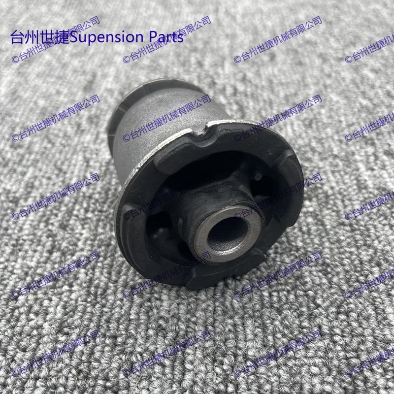 Set of 2 Rear Upper Control Arm Bushings For Jeep Grand Cherokee Liberty K200428 52088425