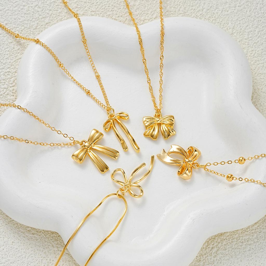 5pcs Fashion Elegant Bowknot Design Necklace Set for Women Vintage Simple Multi-Layer Tassel Pendant Necklaces Holiday Jewelry