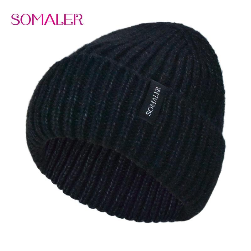 SOMALER Strickmütze aus Wollmischung für Damen, grob gestrickte Wintermützen mit schwarzem Logo, Manschettenmütze, dehnbare Skimütze