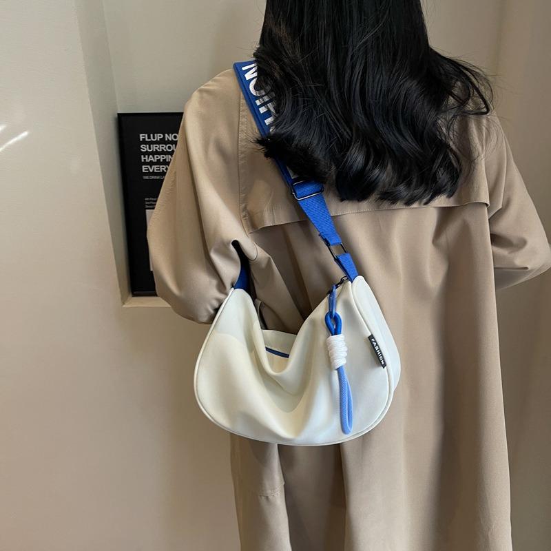 Oxford cloth large-capacity dumpling bag women's new versatile leisure sports style shoulder messenger bag