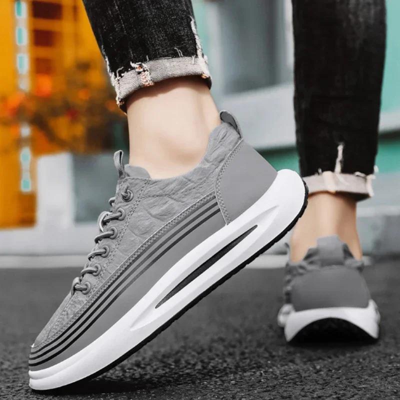 Men's Luxury Sneakers 2024 Flat Bottom Non Slip Wear-resisting Breathable Men Vulcanized Shoes Fashion Canvas Mens Casual Shoes