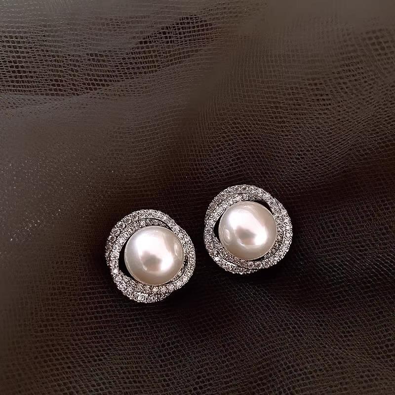 925 Silver Needle Spiral Pearl Stud Earrings for Women - High-end and Elegant Earrings, Pure Silver Needle Luxury Ear Jewelry