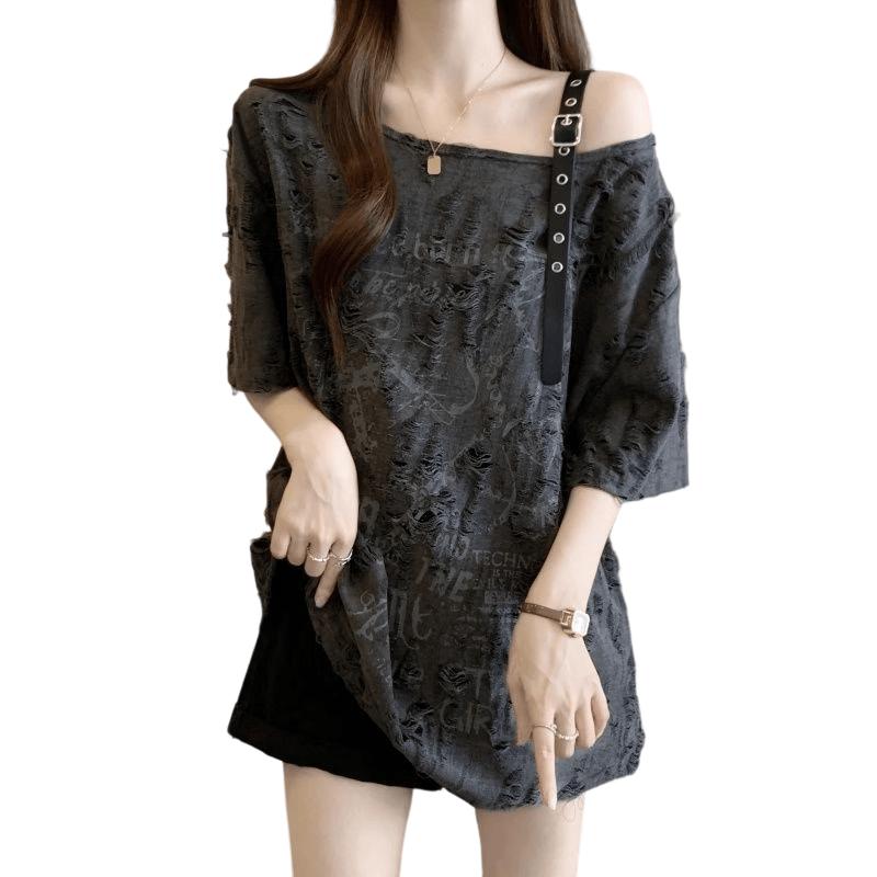 La Chapelle Women s Off-Shoulder Graphic T-Shirt L