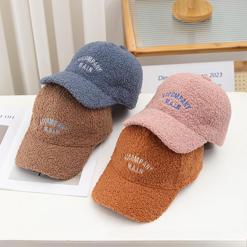 Women's Hats Thickened Warm Baseball Caps Korean Style Imitation Lamb Velvet Showing Their Faces Small and Versatile Baseball Caps Students