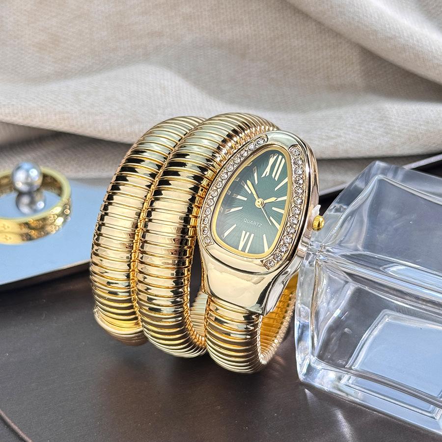Snake, Ladies Bracelet Watch, Creative Versatile Quartz Watch Personalized Bracelet Watch