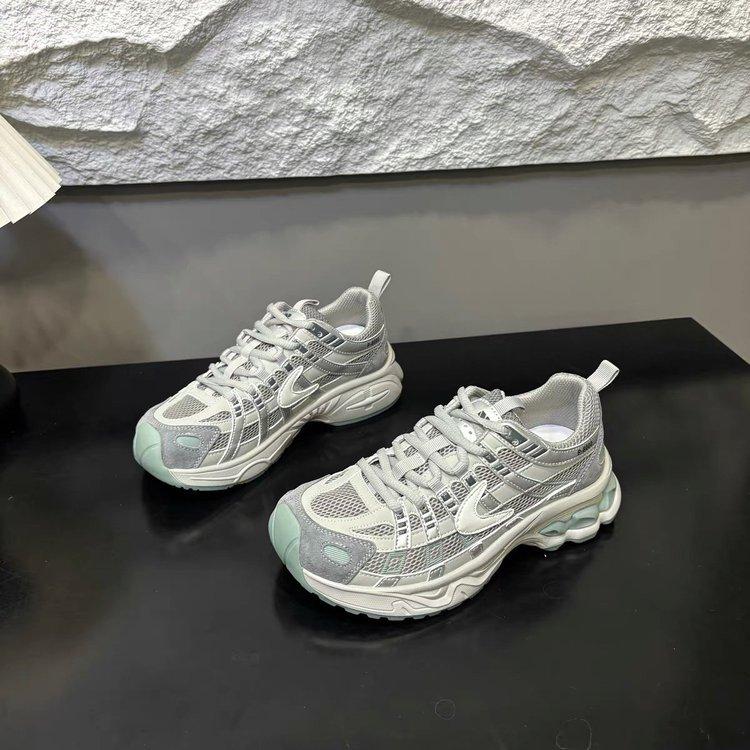 Leather mesh breathable dad shoes women's 2025 summer new versatile light color matching comfortable casual sports shoes women