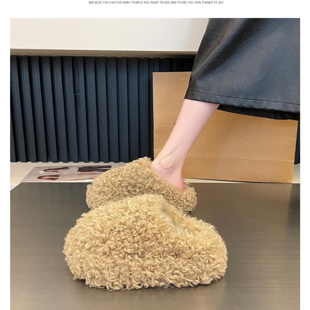 Skor med tjock sula, Skor i lockigt ulltyg, Ulltofflor, Damskor, Ytterskor, Sockerkaksskor, Tåskor, Halvtofflor